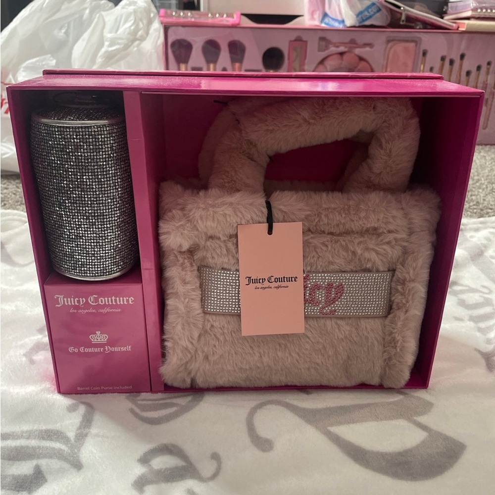 Juicy Couture Blush Pink and Silver Coin Purse
